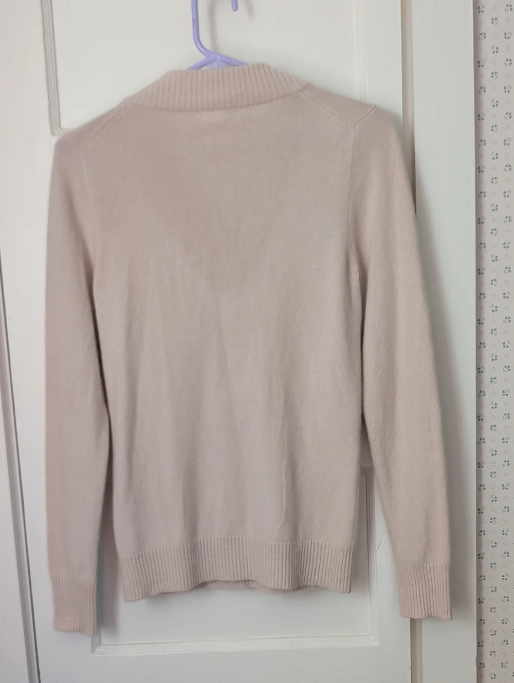 J. Crew Cashmere Small Medium Women's Light Beige V-Neck Button Pullover Sweater